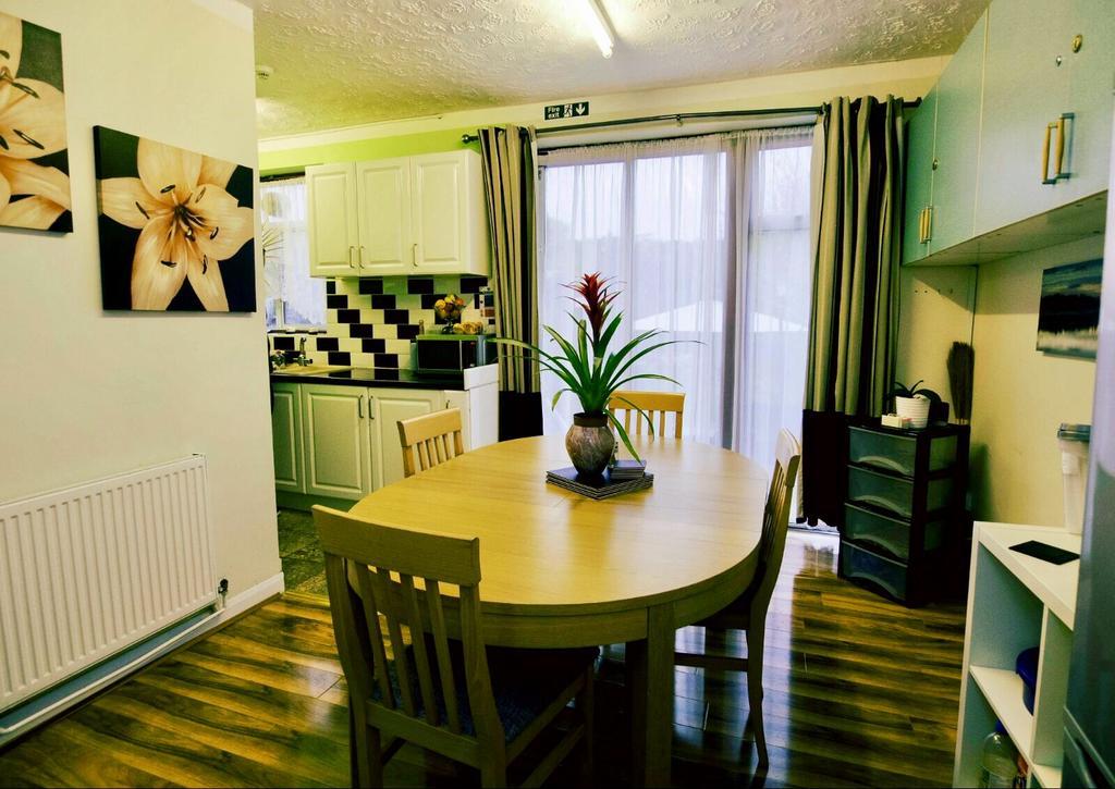 Gable Lodge London B&B Enfield Kültér fotó
