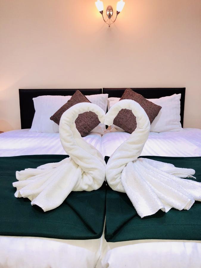 Gable Lodge London B&B Enfield Kültér fotó